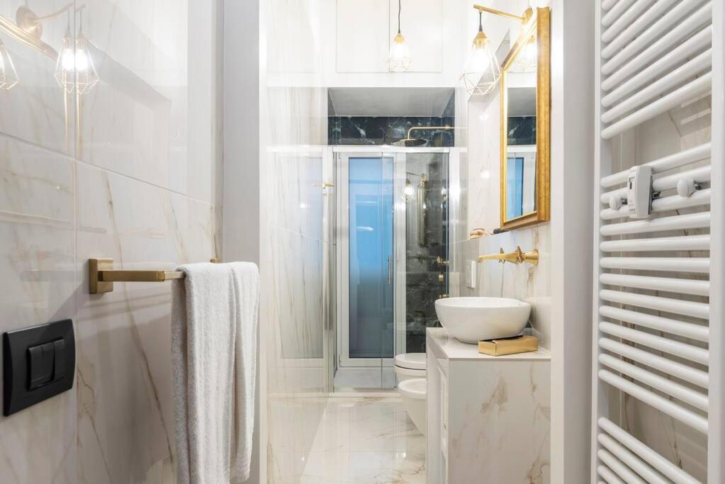 Velasca Flexyrent Apt. Aircon - Wifi - Brand New ميلان المظهر الخارجي الصورة